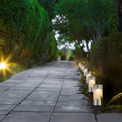 Lumineo LED Solar Tuinlamp - D6 X H14cm - RVS - 10st. -Buiten En Tuinen led solar tuinlamp d6 x h14cm rvs 10st solar 3 3